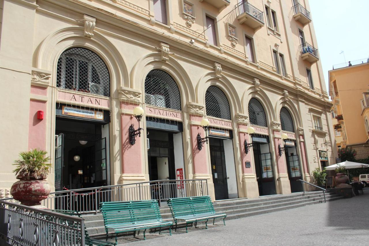 Nel Cuore Del Vomero Apartament Napoli Exterior foto