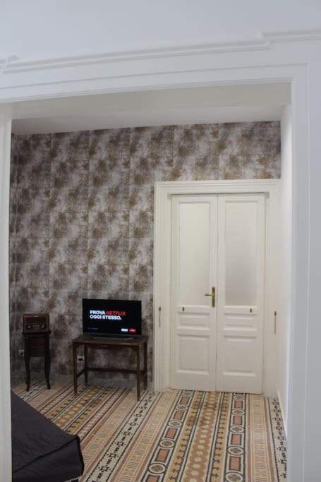Nel Cuore Del Vomero Apartament Napoli Exterior foto